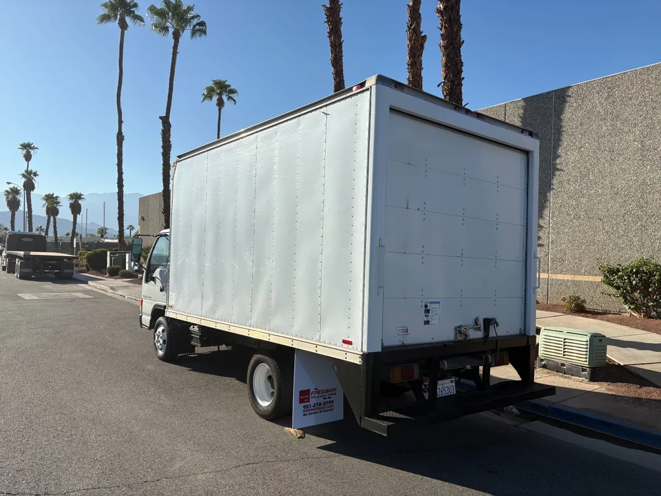 1999 Isuzu - Image 2 of 12