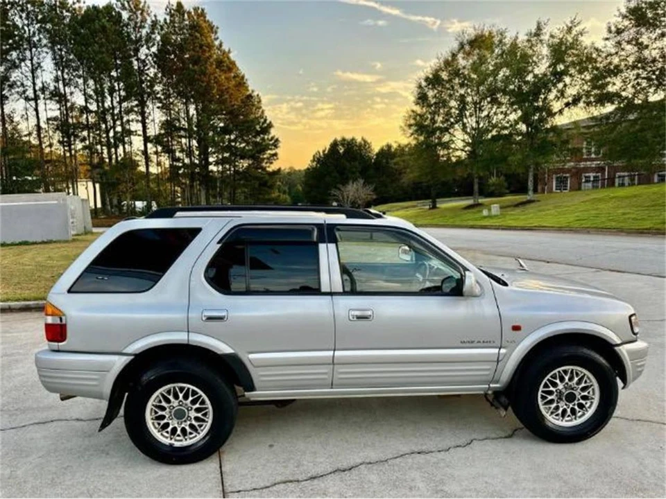 1999 Isuzu Rodeo - Image 9 of 15