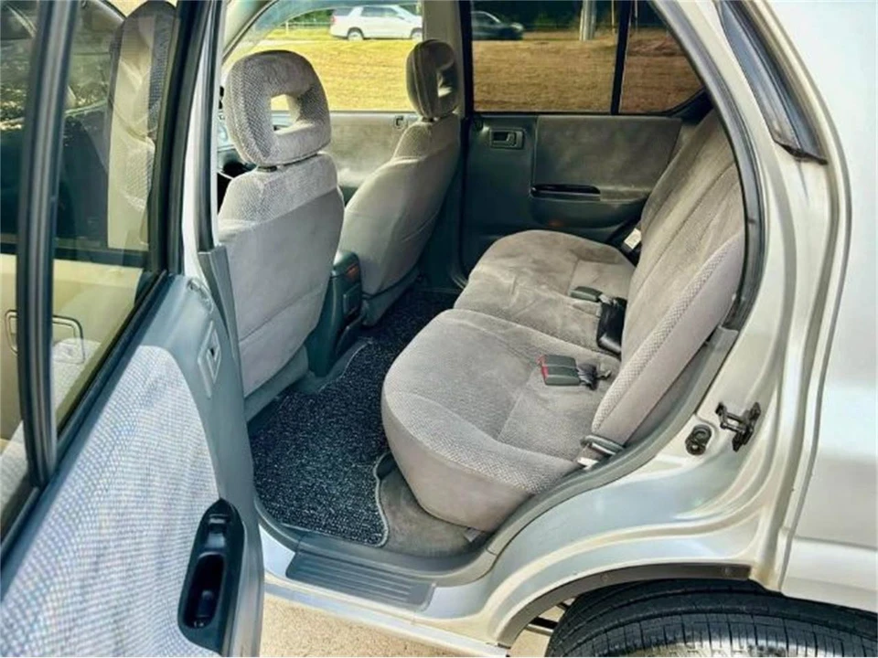 1999 Isuzu Rodeo - Image 4 of 15