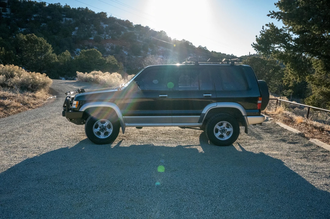 1999 Isuzu Trooper - Image 9 of 31