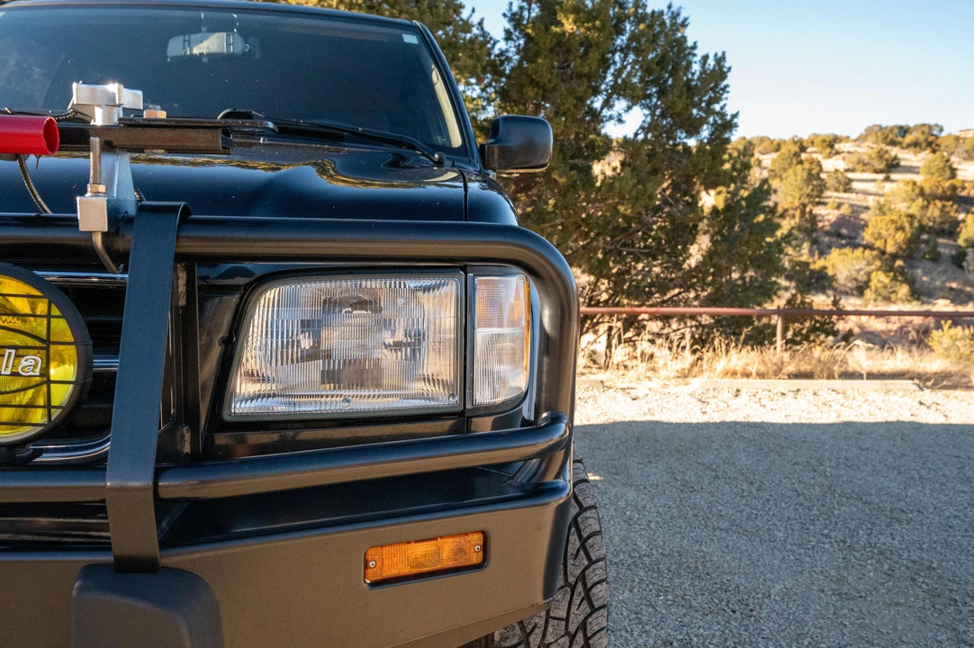 1999 Isuzu Trooper - Image 18 of 31