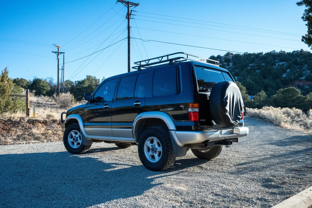1999 Isuzu Trooper - Image 10 of 31
