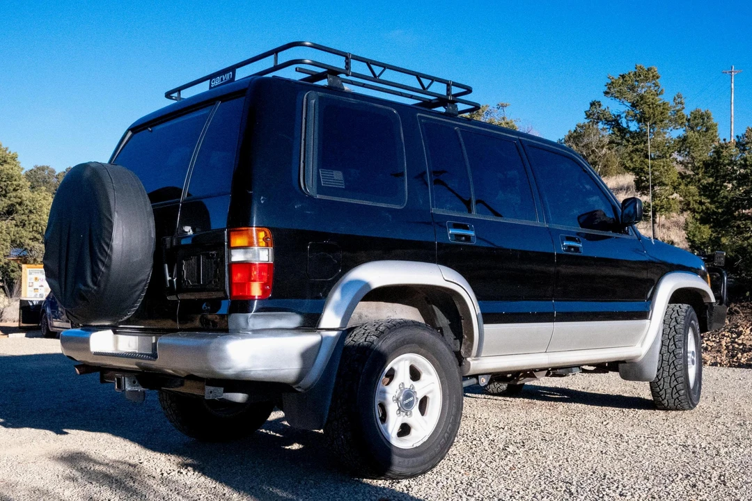 1999 Isuzu Trooper - Image 4 of 31