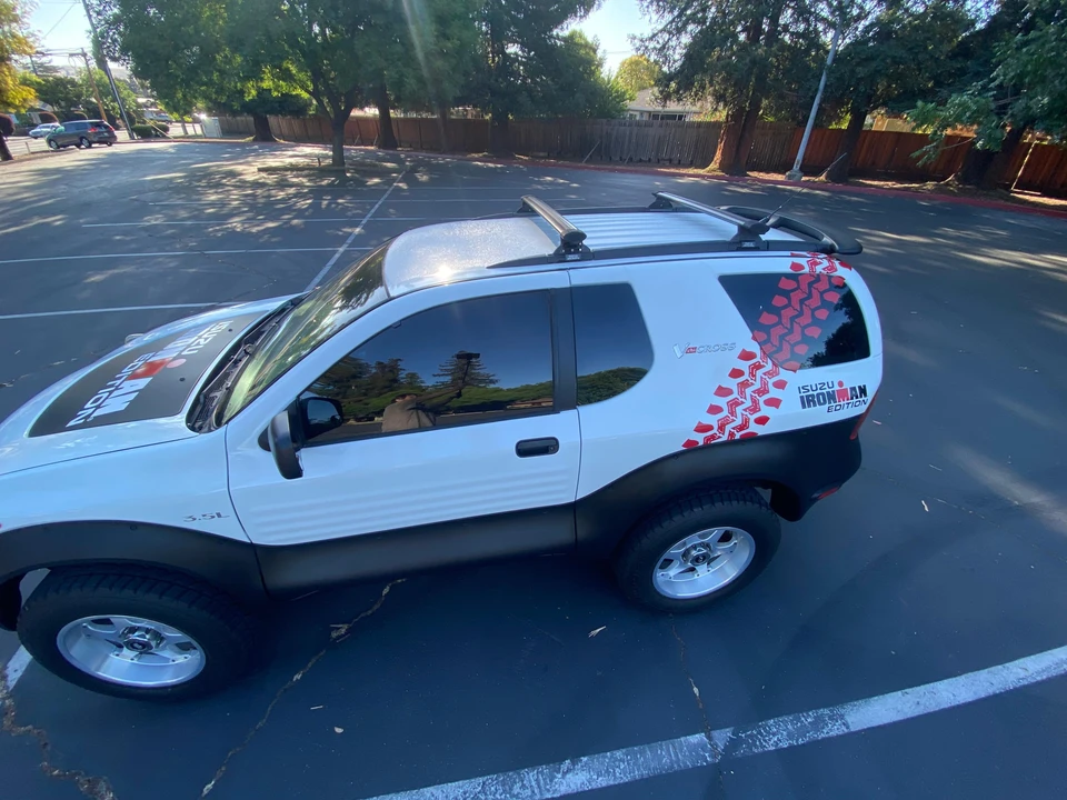 1999 Isuzu VehiCROSS - Image 18 of 31