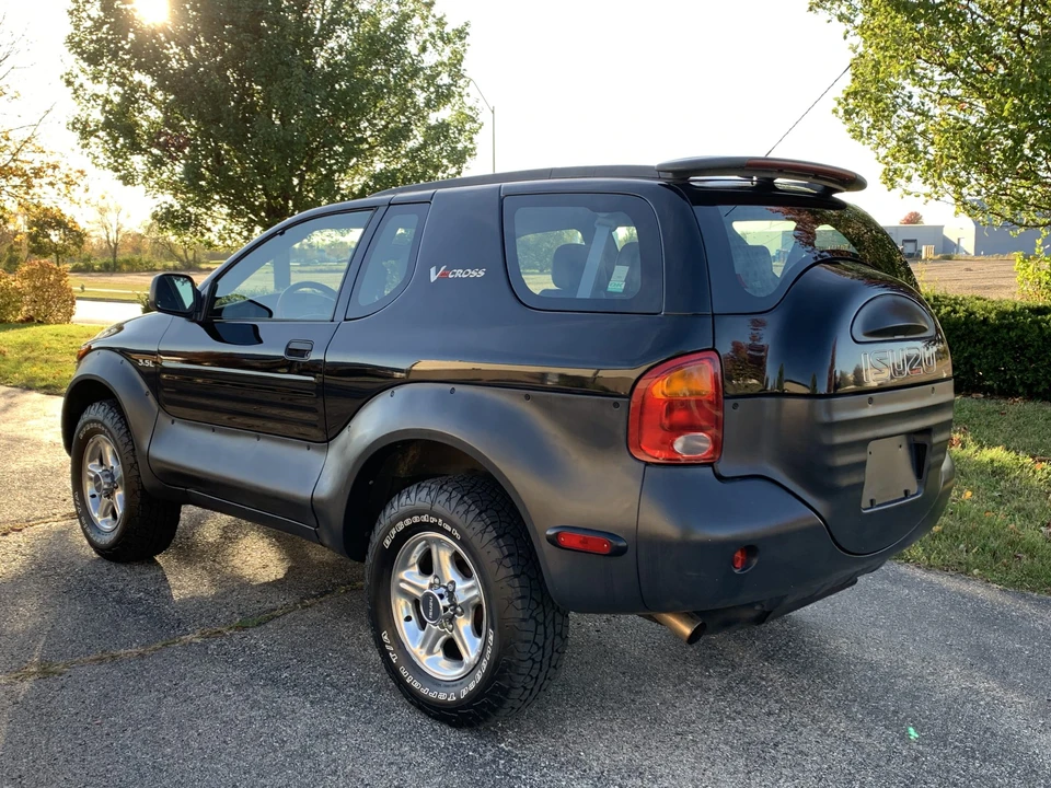1999 Isuzu VehiCROSS - Image 18 of 31