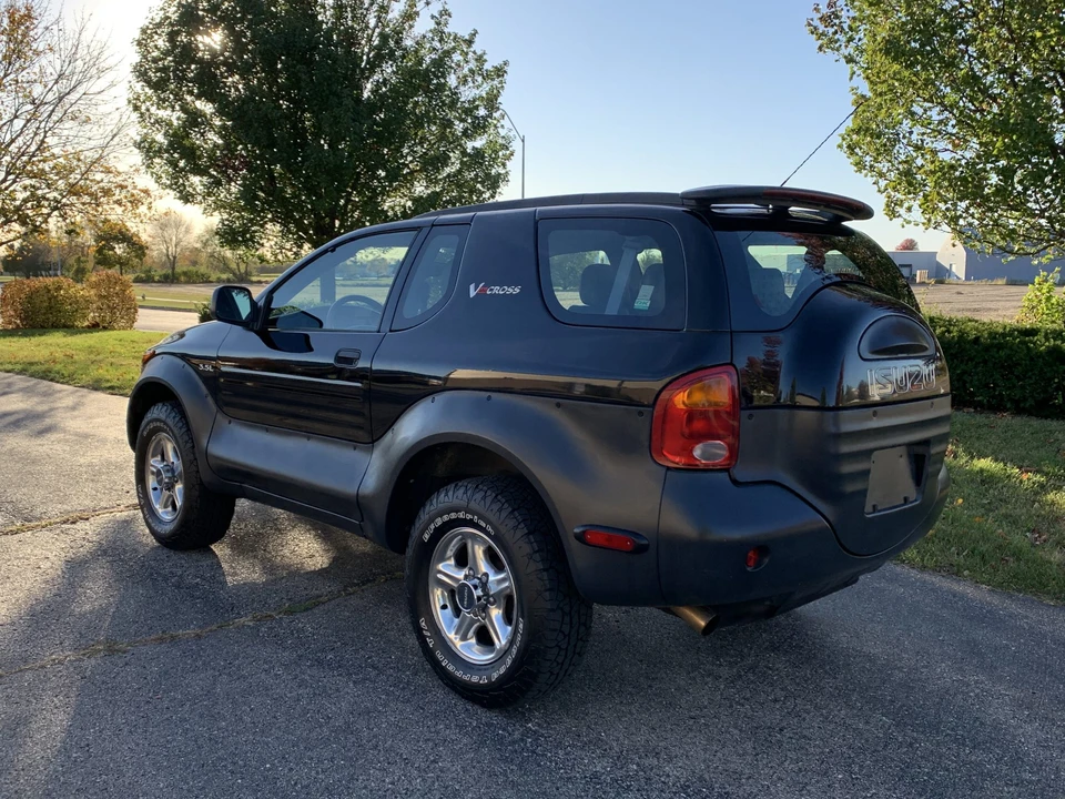 1999 Isuzu VehiCROSS - Image 17 of 31