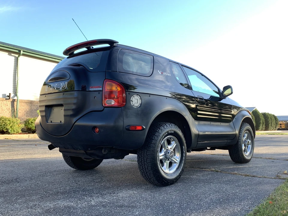1999 Isuzu VehiCROSS - Image 25 of 31