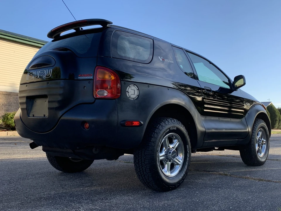1999 Isuzu VehiCROSS - Image 24 of 31