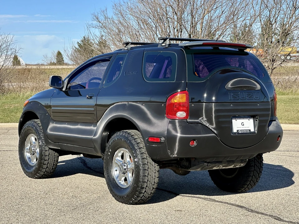 1999 Isuzu VehiCROSS - Image 8 of 31