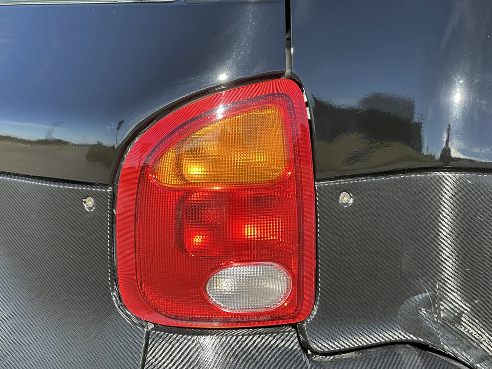 1999 Isuzu VehiCROSS - Image 26 of 31