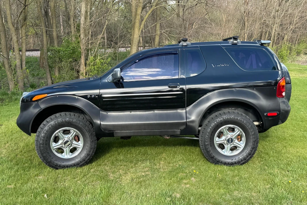 1999 Isuzu VehiCROSS - Image 3 of 31