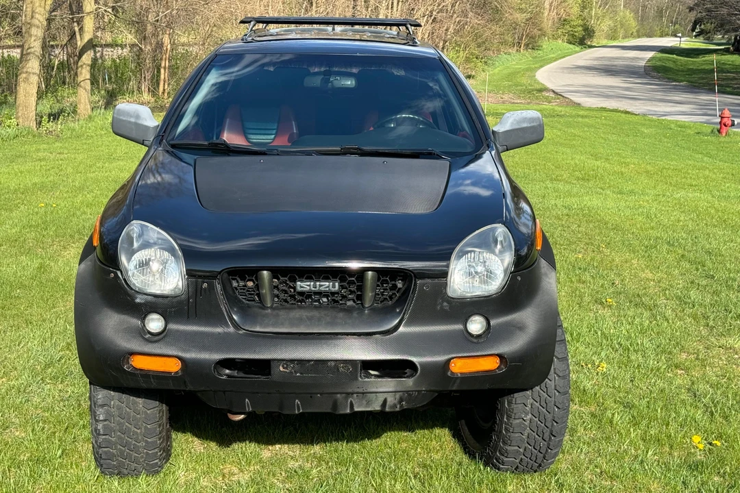 1999 Isuzu VehiCROSS - Image 2 of 31