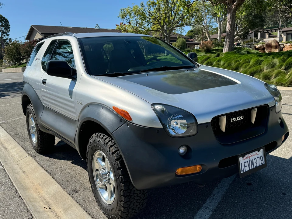 1999 Isuzu VehiCROSS - Image 11 of 31