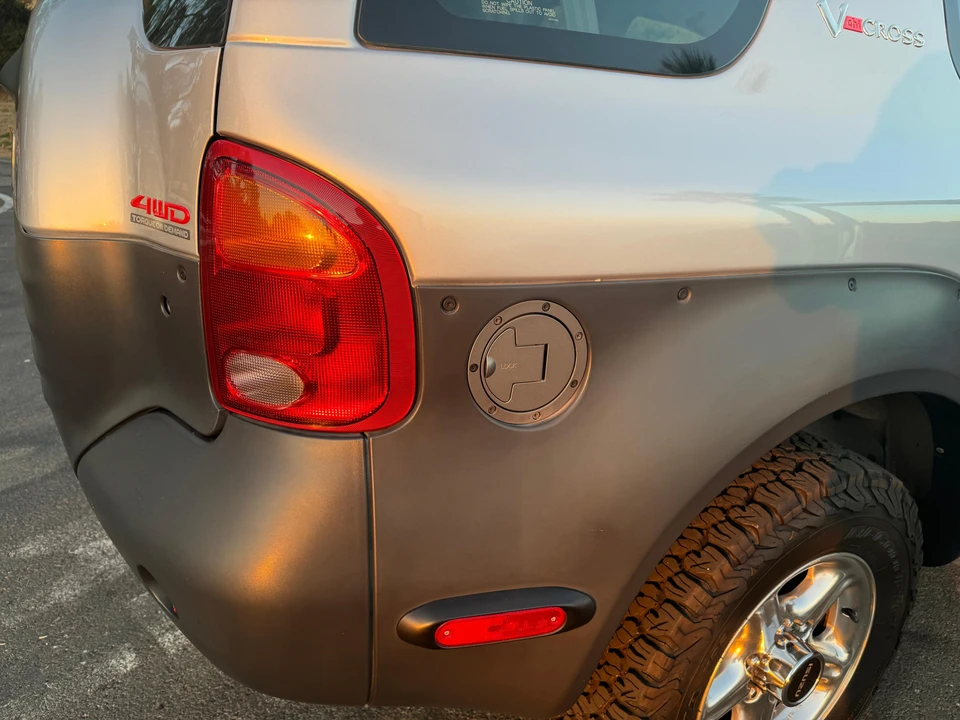 1999 Isuzu VehiCROSS - Image 31 of 31