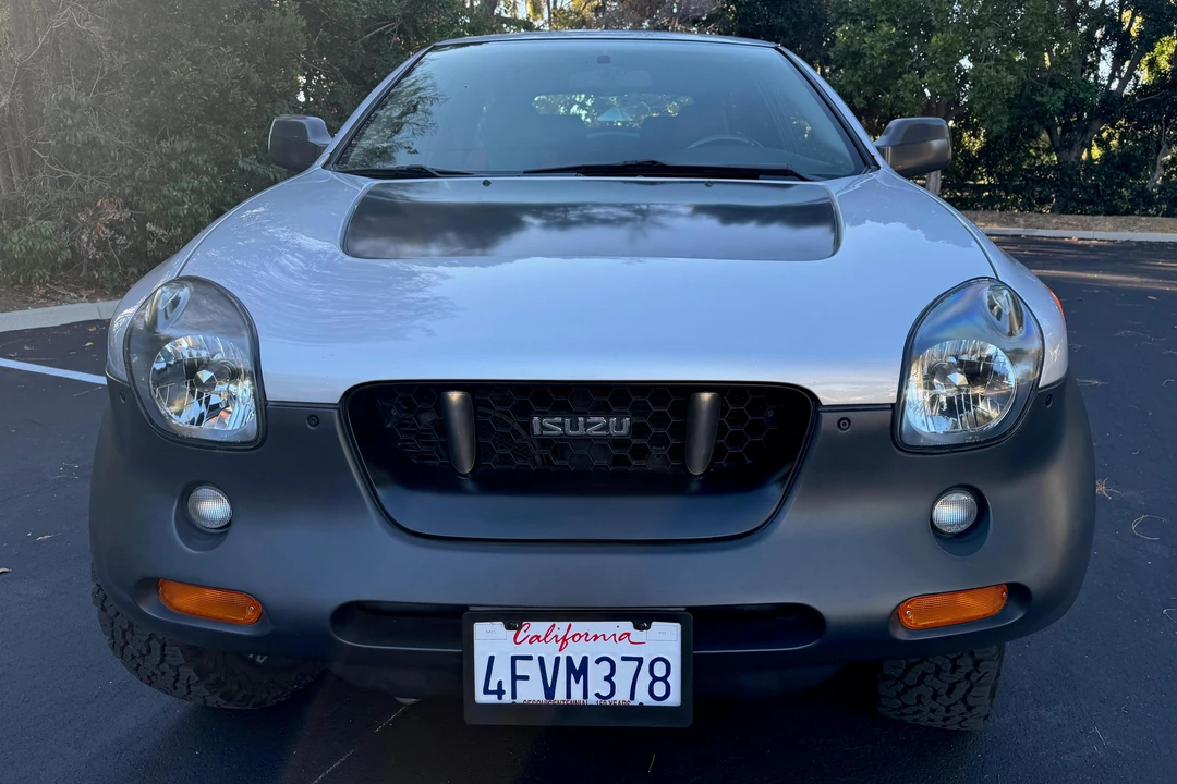 1999 Isuzu VehiCROSS - Image 2 of 31