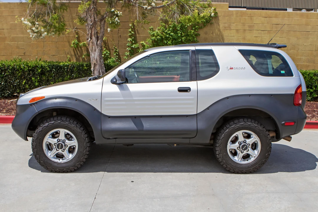 1999 Isuzu VehiCROSS - Image 3 of 31