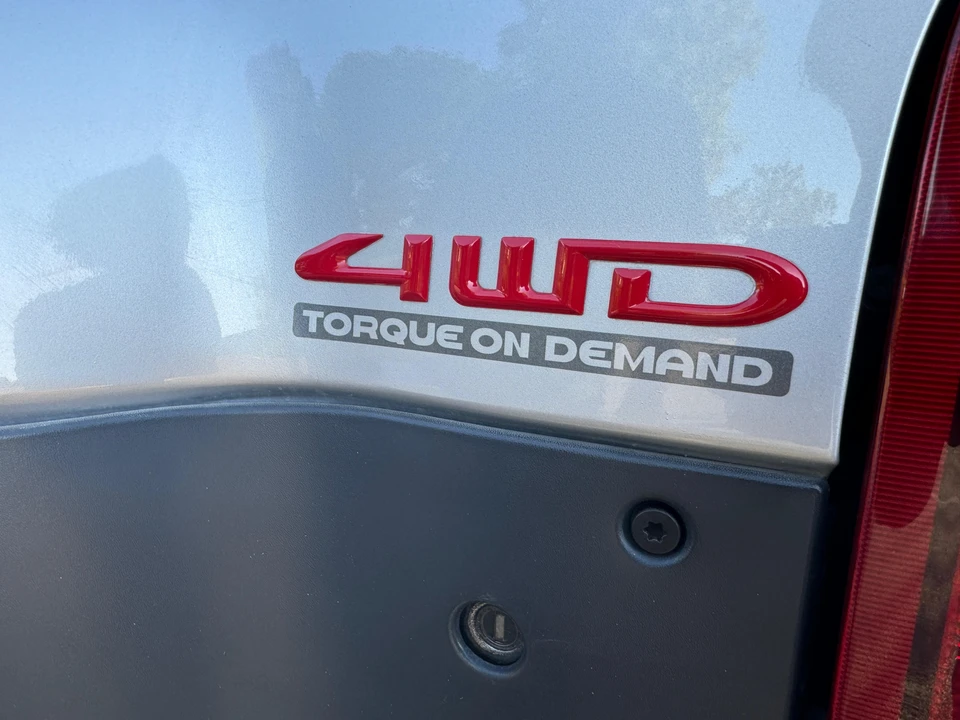 1999 Isuzu VehiCROSS - Image 30 of 31