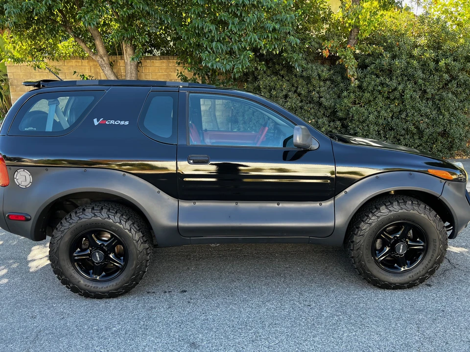 1999 Isuzu VehiCROSS - Image 13 of 31