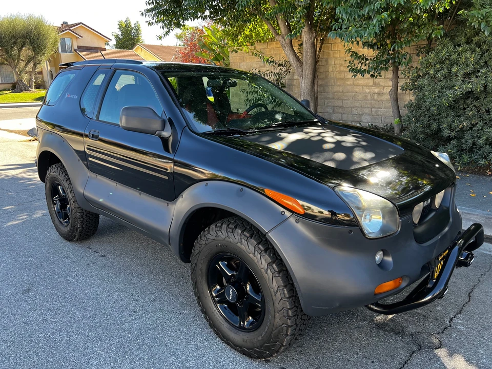 1999 Isuzu VehiCROSS - Image 2 of 31