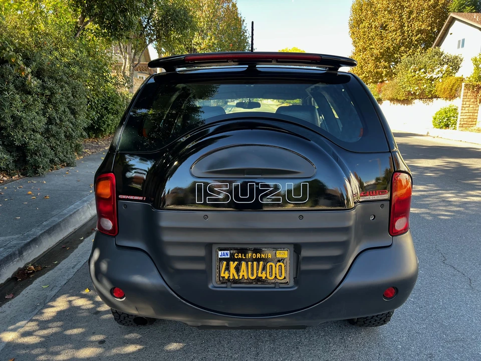 1999 Isuzu VehiCROSS - Image 10 of 31