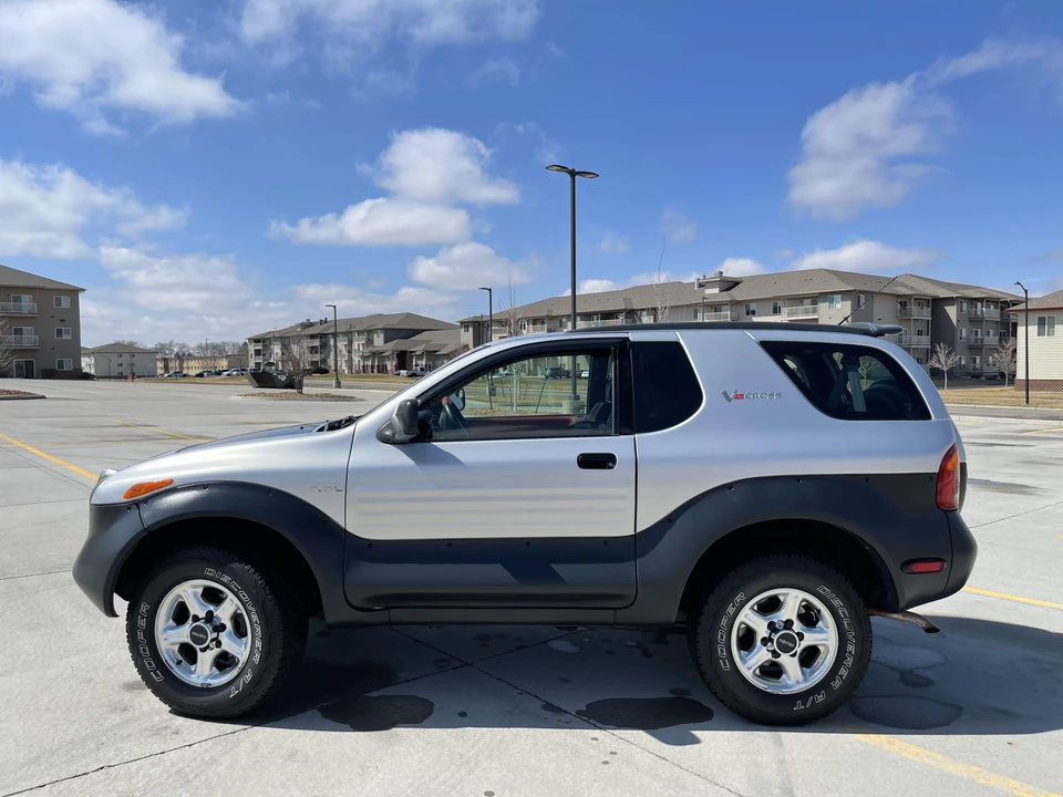 1999 Isuzu VehiCROSS - Image 6 of 31