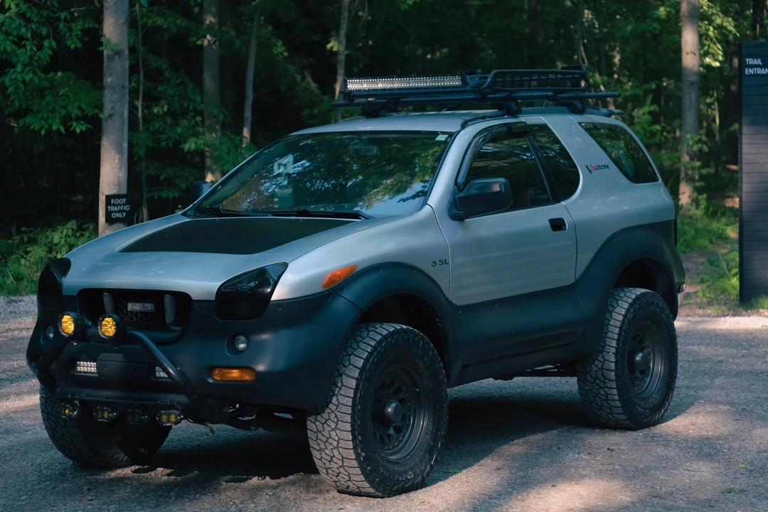 1999 Isuzu VehiCROSS - Image 6 of 31