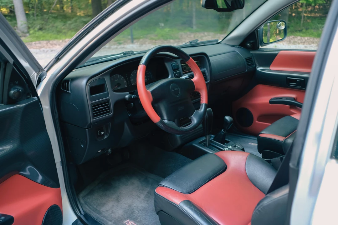 1999 Isuzu VehiCROSS - Image 30 of 31
