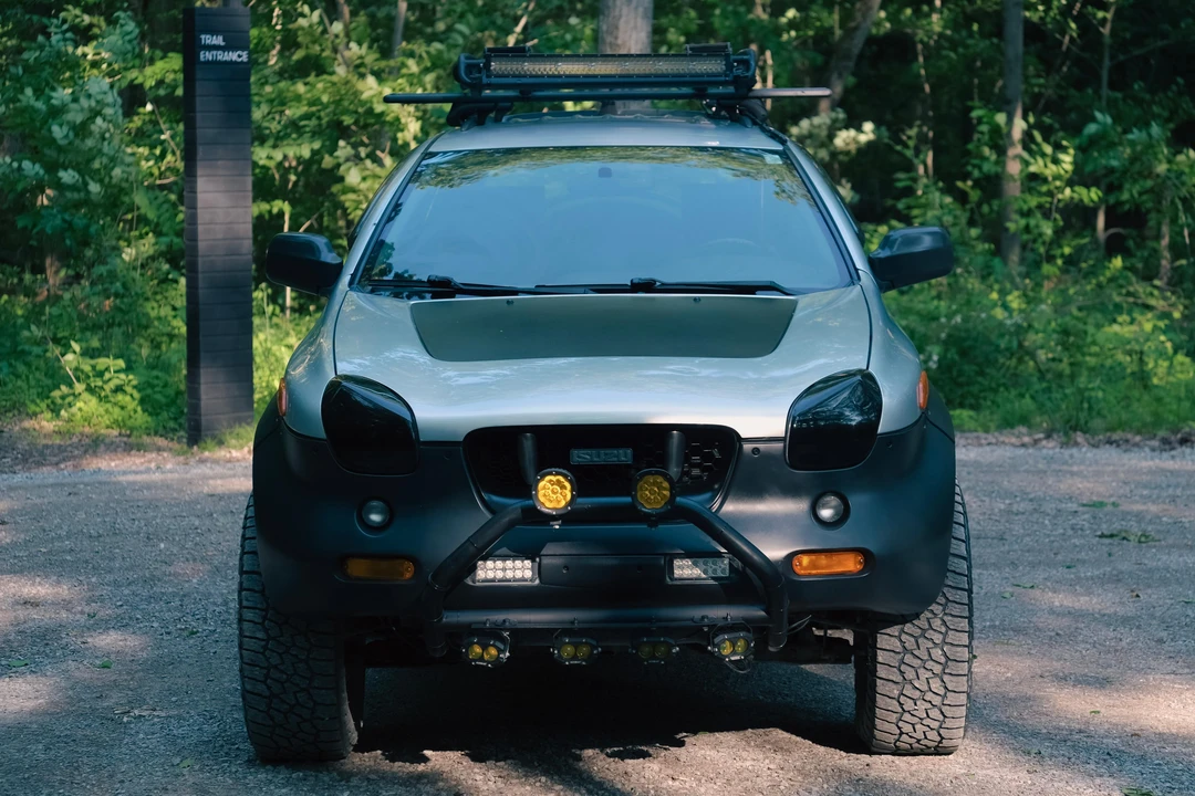 1999 Isuzu VehiCROSS - Image 2 of 31