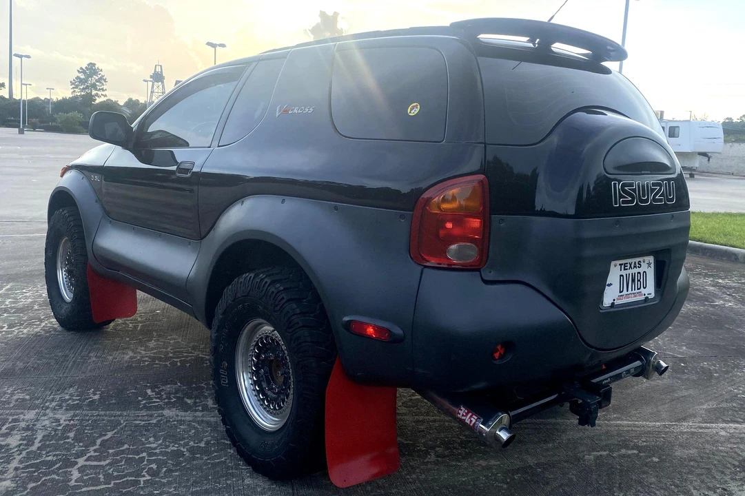 1999 Isuzu VehiCROSS - Image 4 of 31