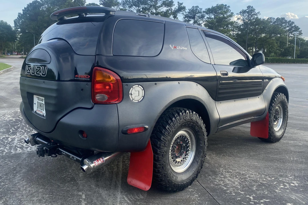 1999 Isuzu VehiCROSS - Image 5 of 31