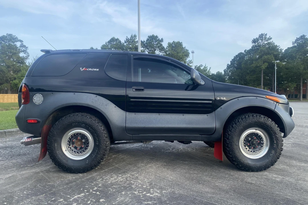 1999 Isuzu VehiCROSS - Image 14 of 31