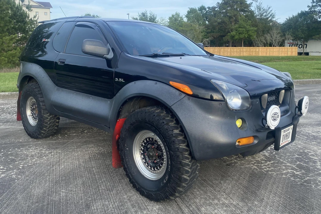 1999 Isuzu VehiCROSS - Image 3 of 31