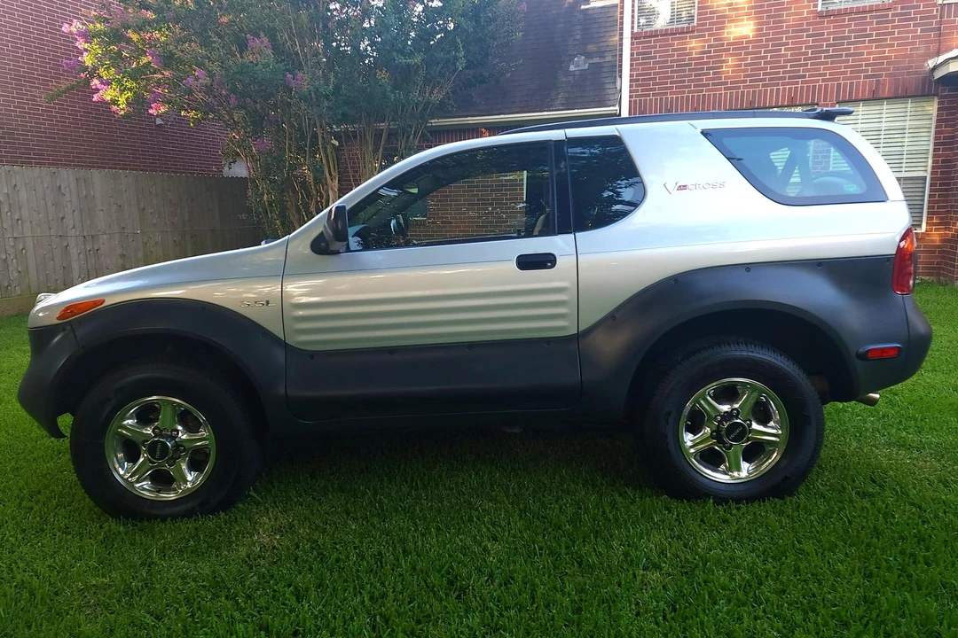 1999 Isuzu VehiCROSS - Image 3 of 31