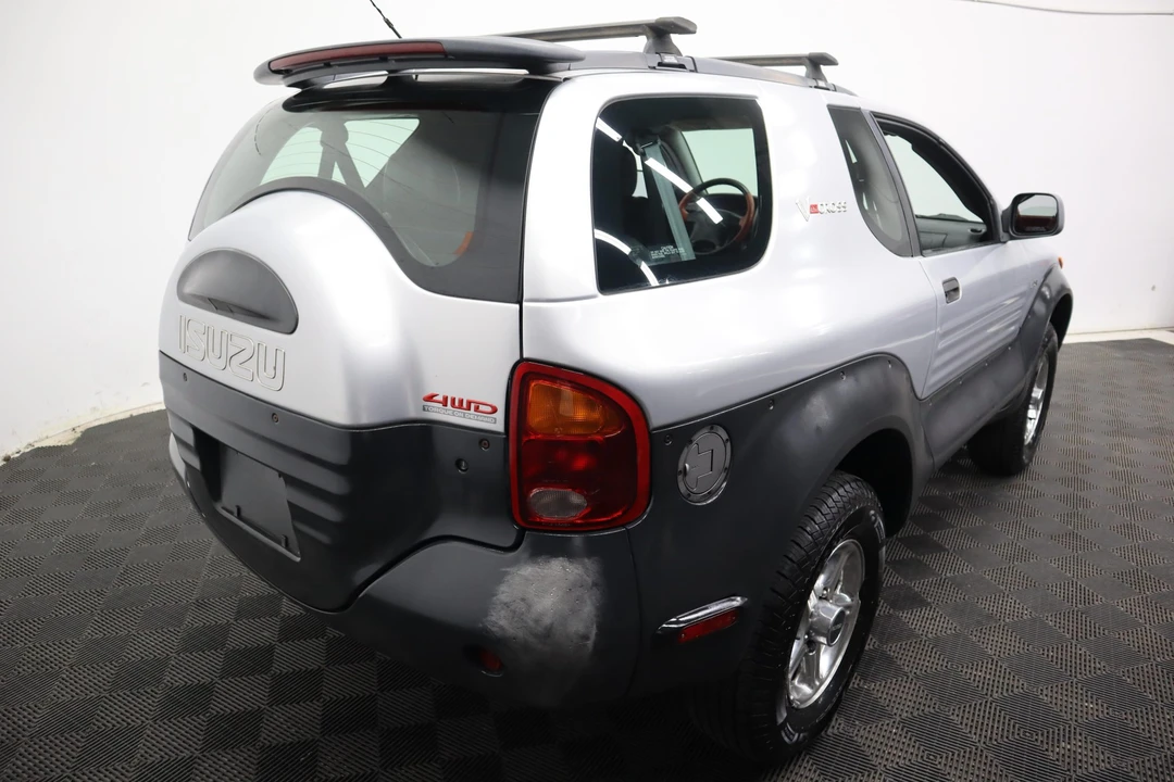 1999 Isuzu VehiCROSS - Image 11 of 31
