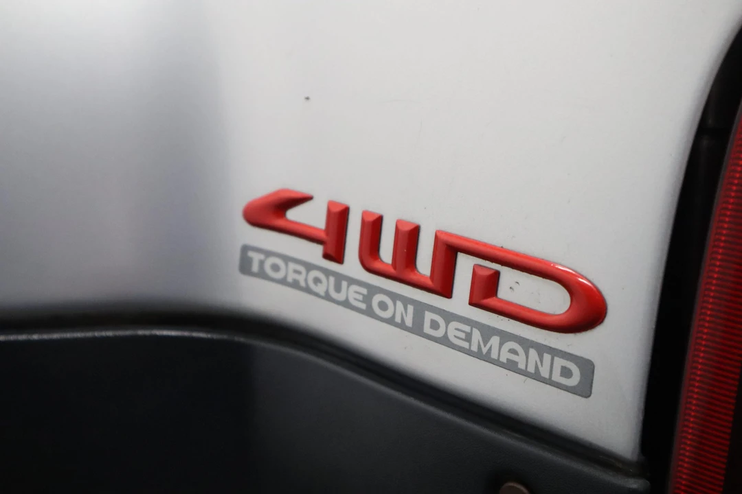 1999 Isuzu VehiCROSS - Image 20 of 31