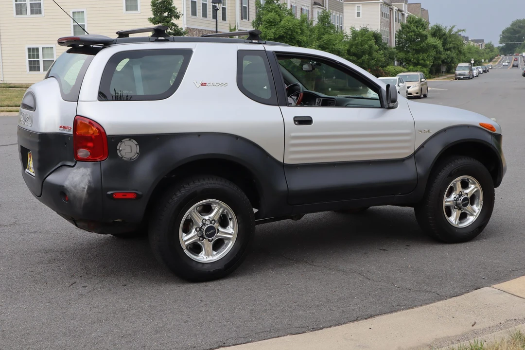 1999 Isuzu VehiCROSS - Image 3 of 31