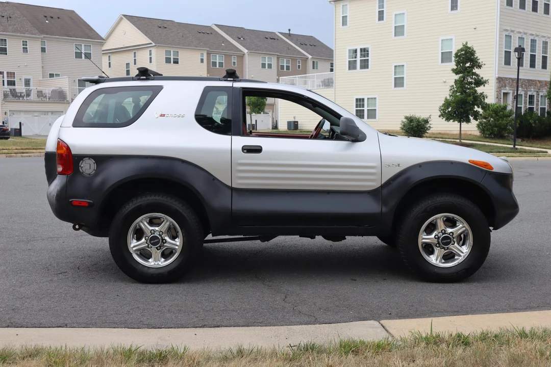 1999 Isuzu VehiCROSS - Image 4 of 31