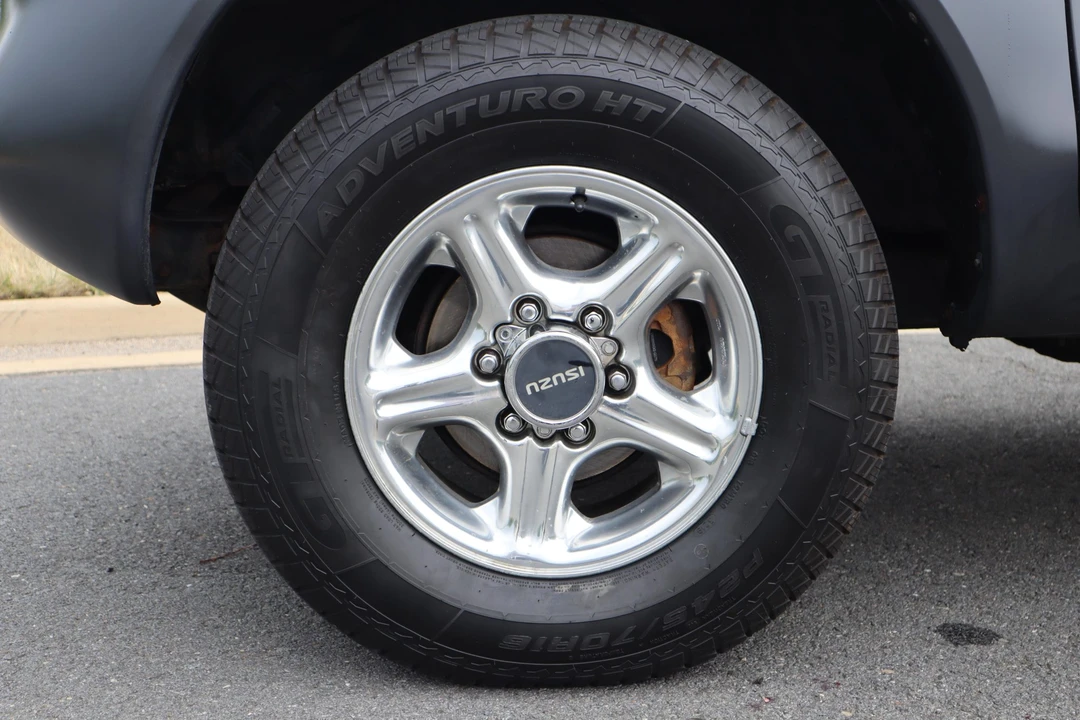 1999 Isuzu VehiCROSS - Image 30 of 31