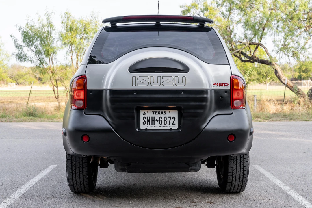 1999 Isuzu VehiCROSS - Image 10 of 31