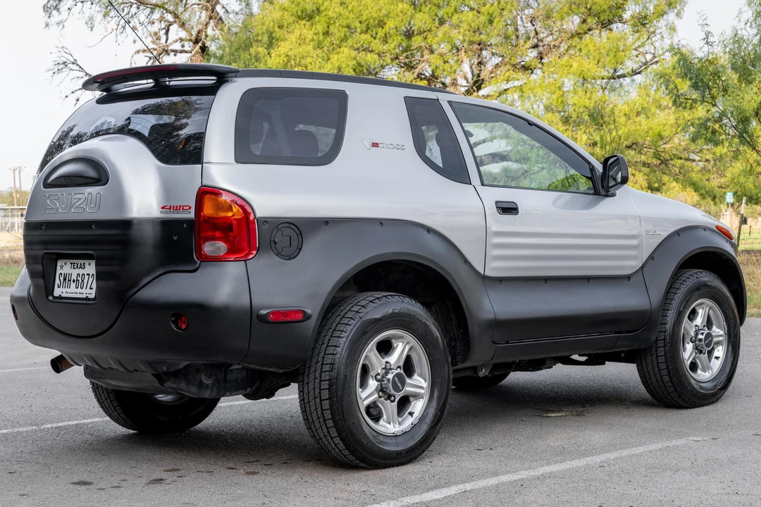 1999 Isuzu VehiCROSS - Image 4 of 31