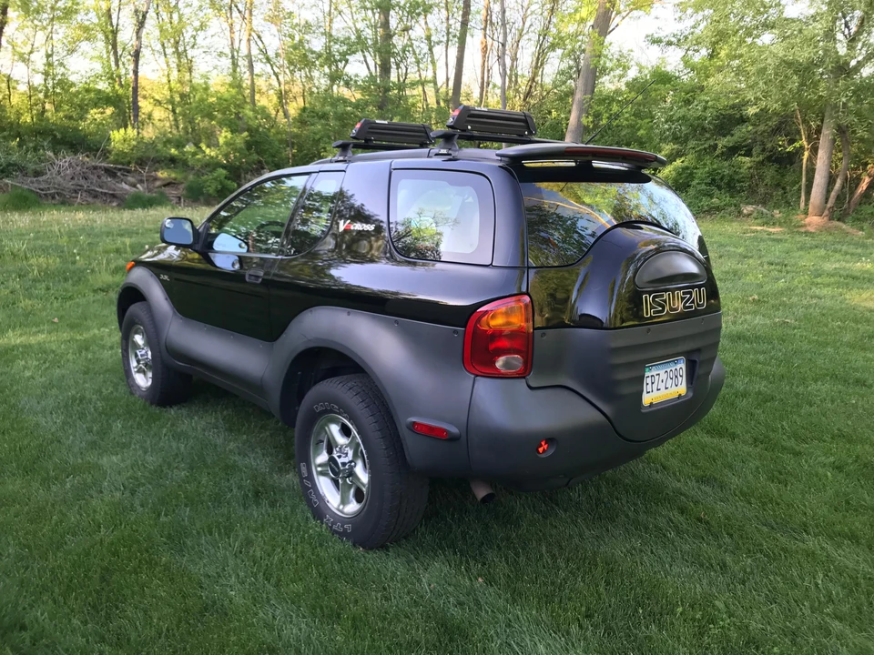 1999 Isuzu VehiCROSS - Image 9 of 31