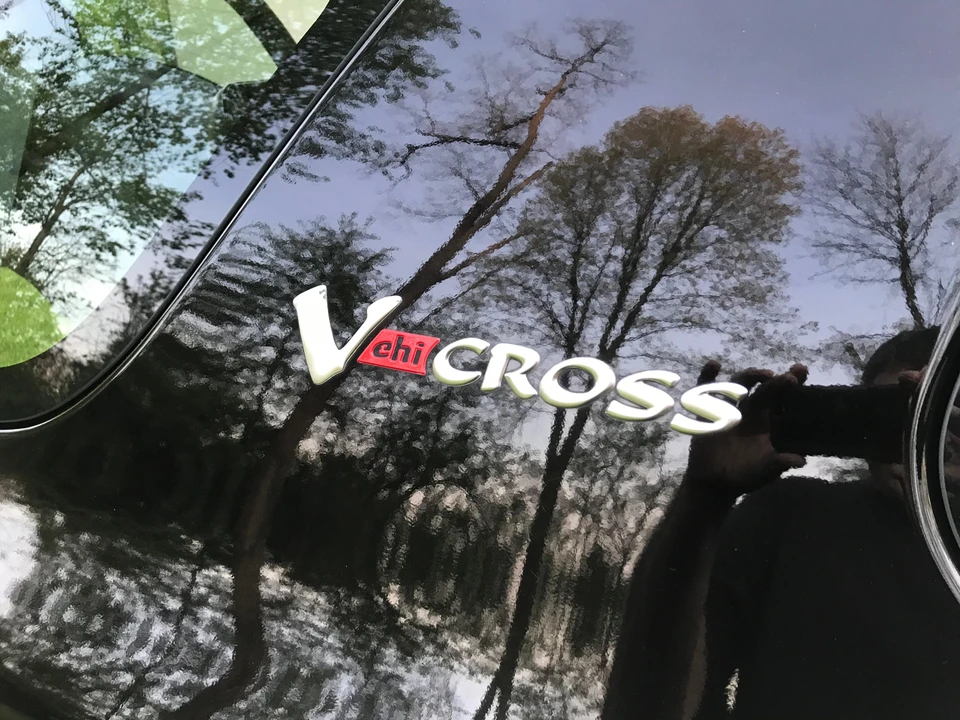 1999 Isuzu VehiCROSS - Image 25 of 31