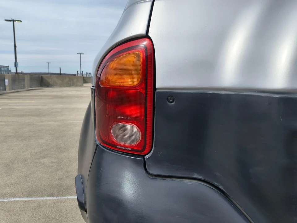 1999 Isuzu VehiCROSS - Image 16 of 31
