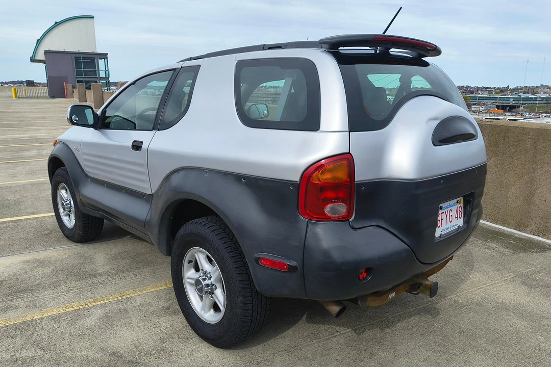 1999 Isuzu VehiCROSS - Image 4 of 31