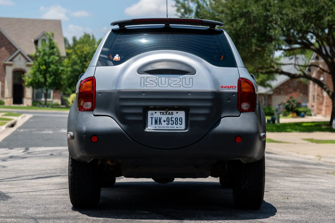 1999 Isuzu VehiCROSS - Image 6 of 31