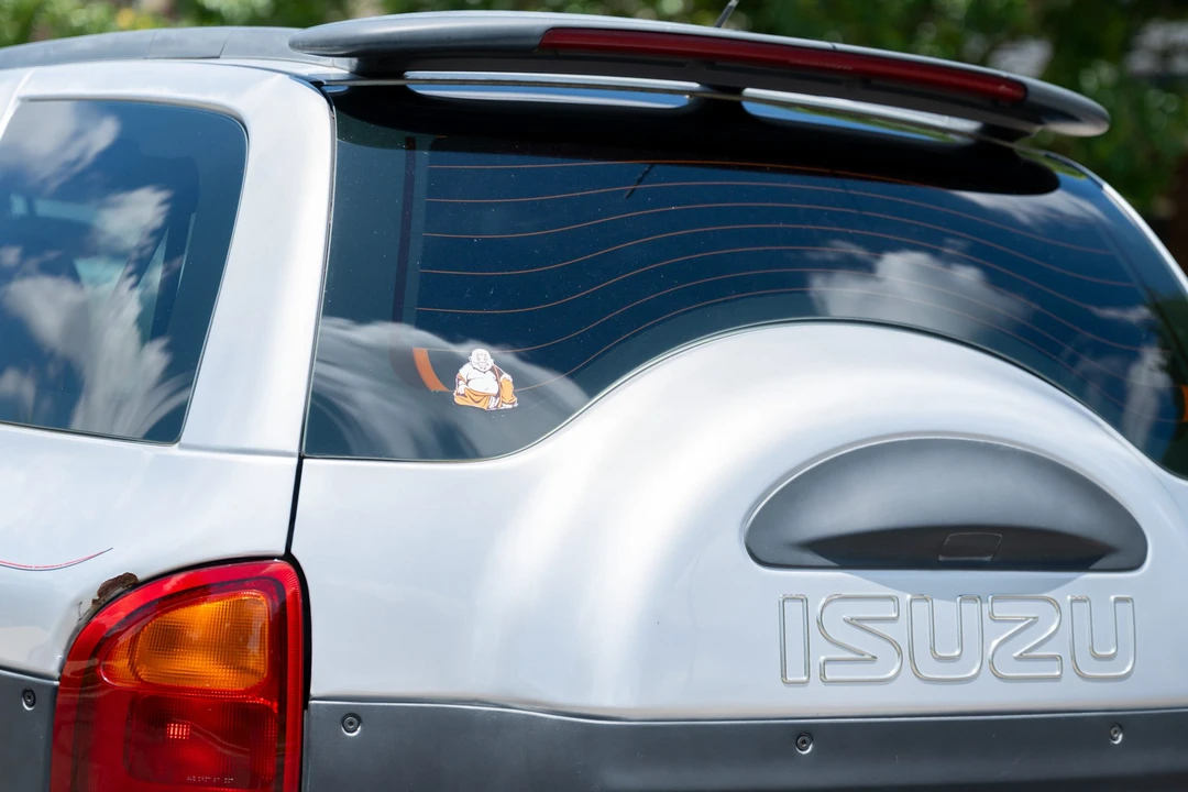 1999 Isuzu VehiCROSS - Image 23 of 31