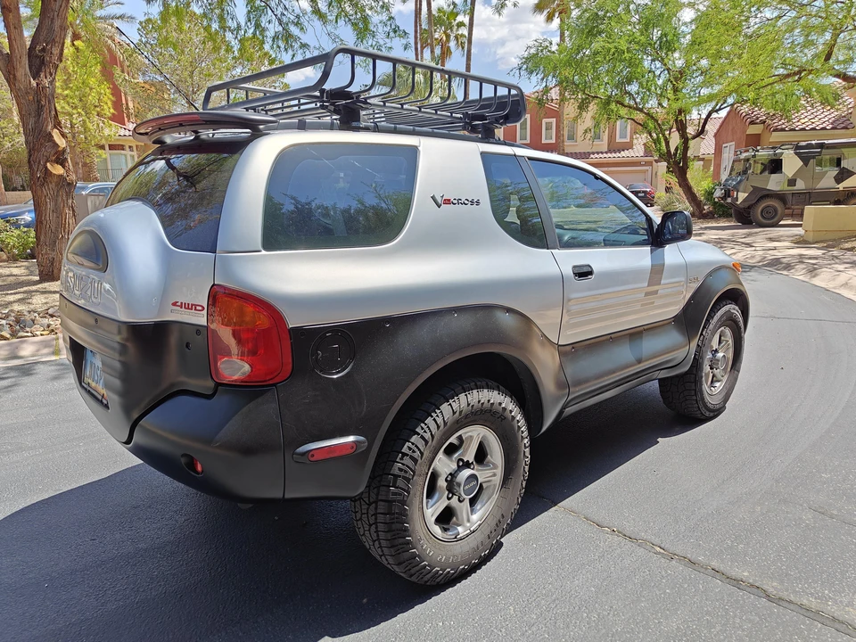 1999 Isuzu VehiCROSS - Image 17 of 31