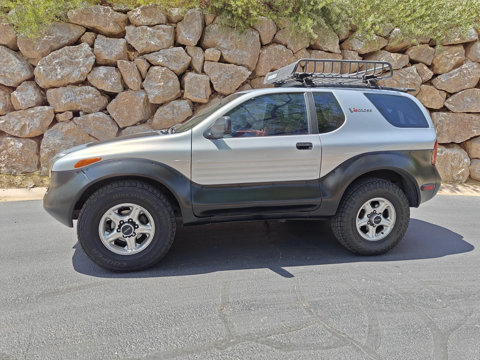 1999 Isuzu VehiCROSS - Image 9 of 31