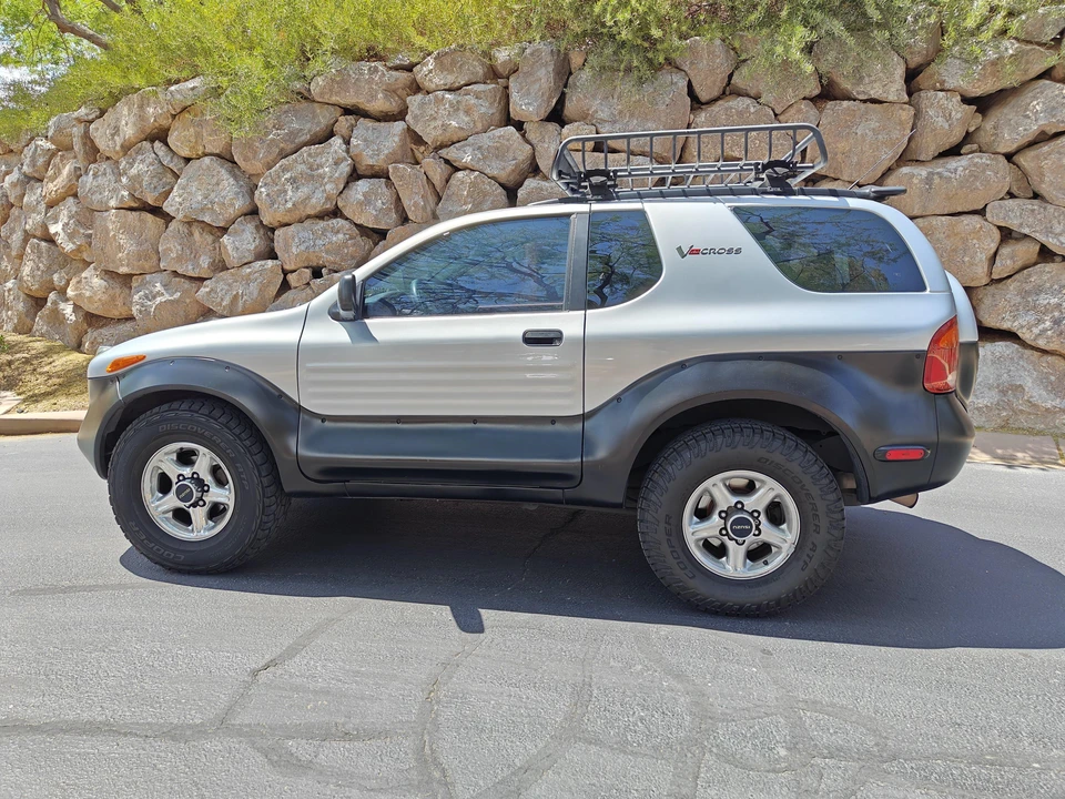 1999 Isuzu VehiCROSS - Image 10 of 31