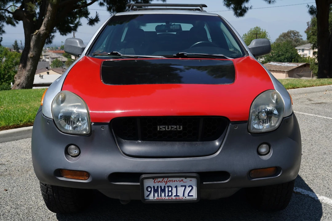 1999 Isuzu VehiCROSS - Image 2 of 31